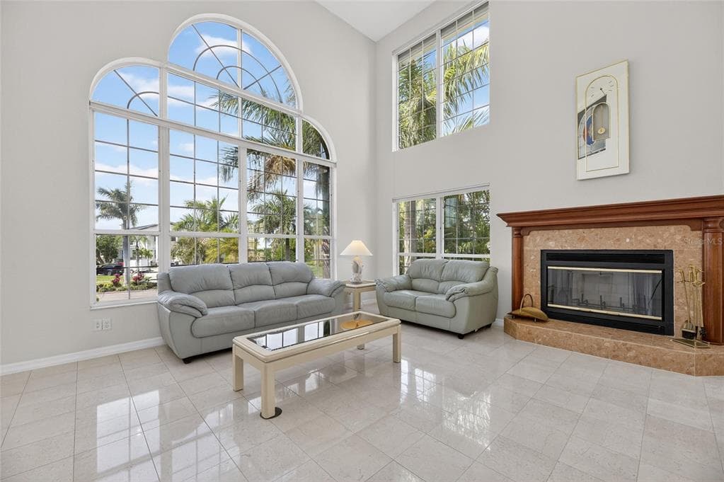 6107 MARBELLA BOULEVARD photo 8