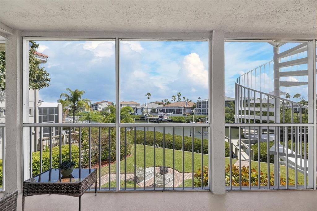 6107 MARBELLA BOULEVARD photo 25