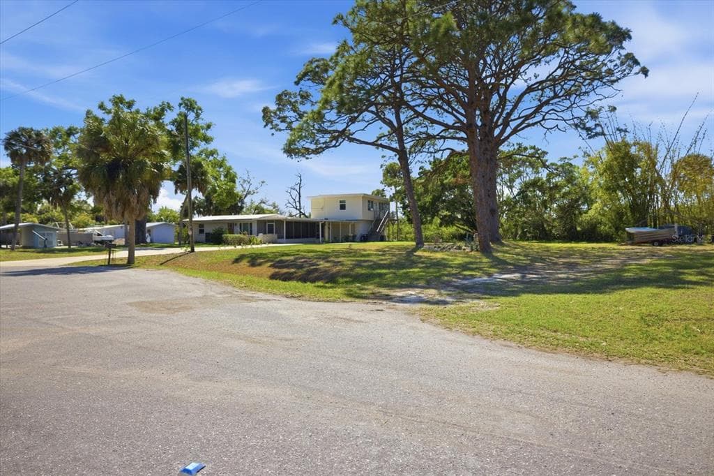 119 POMPANO LANE photo 4