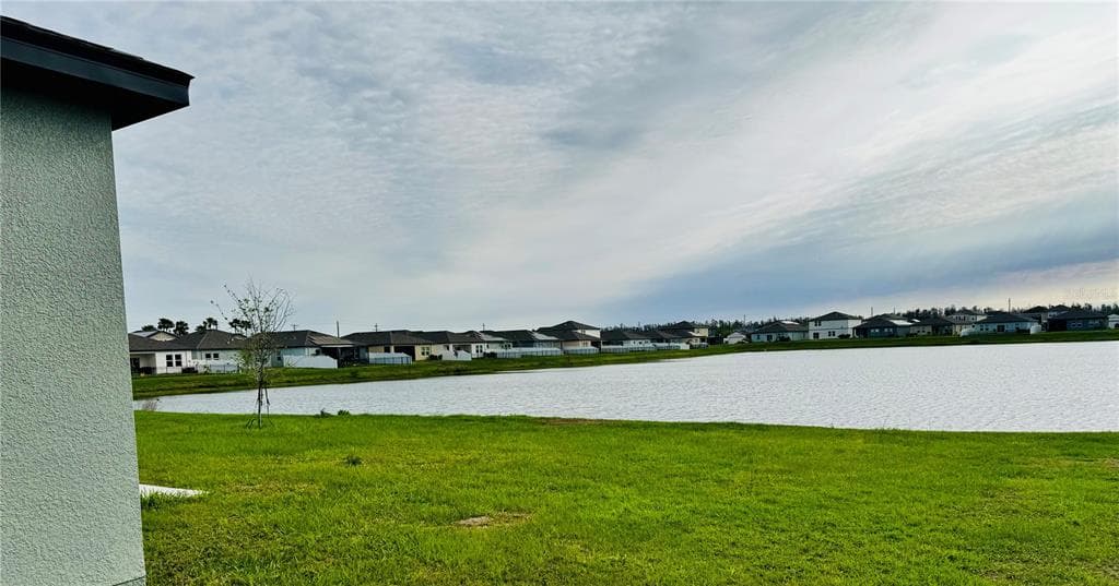 927 KELLY FERN LOOP photo 13