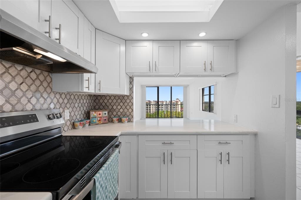 500 N OSCEOLA AVENUE 810 photo 17