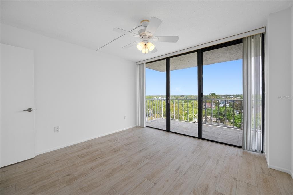 500 N OSCEOLA AVENUE 810 photo 11