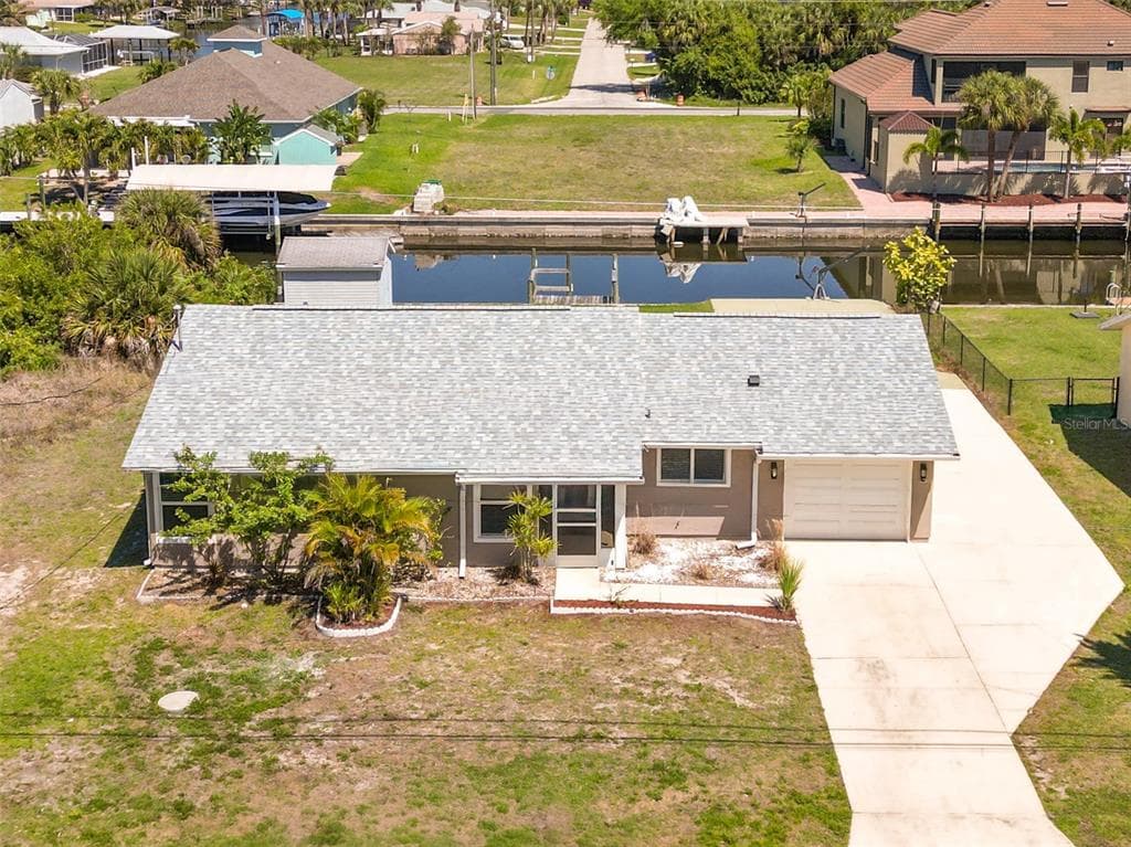 18310 VAN NUYS CIRCLE 1