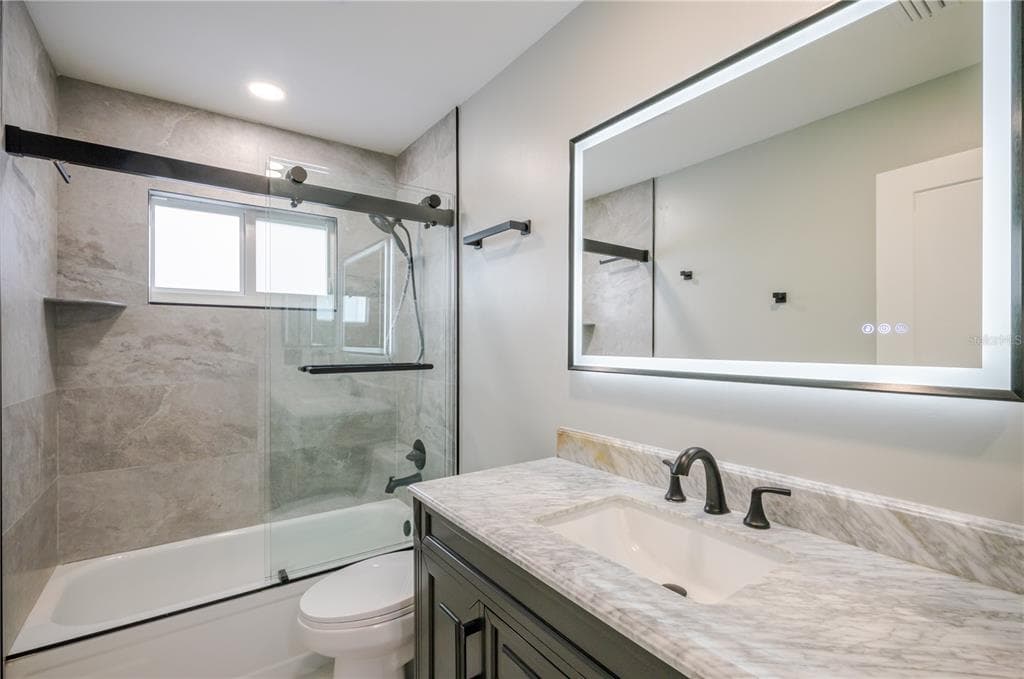18310 VAN NUYS CIRCLE photo 20