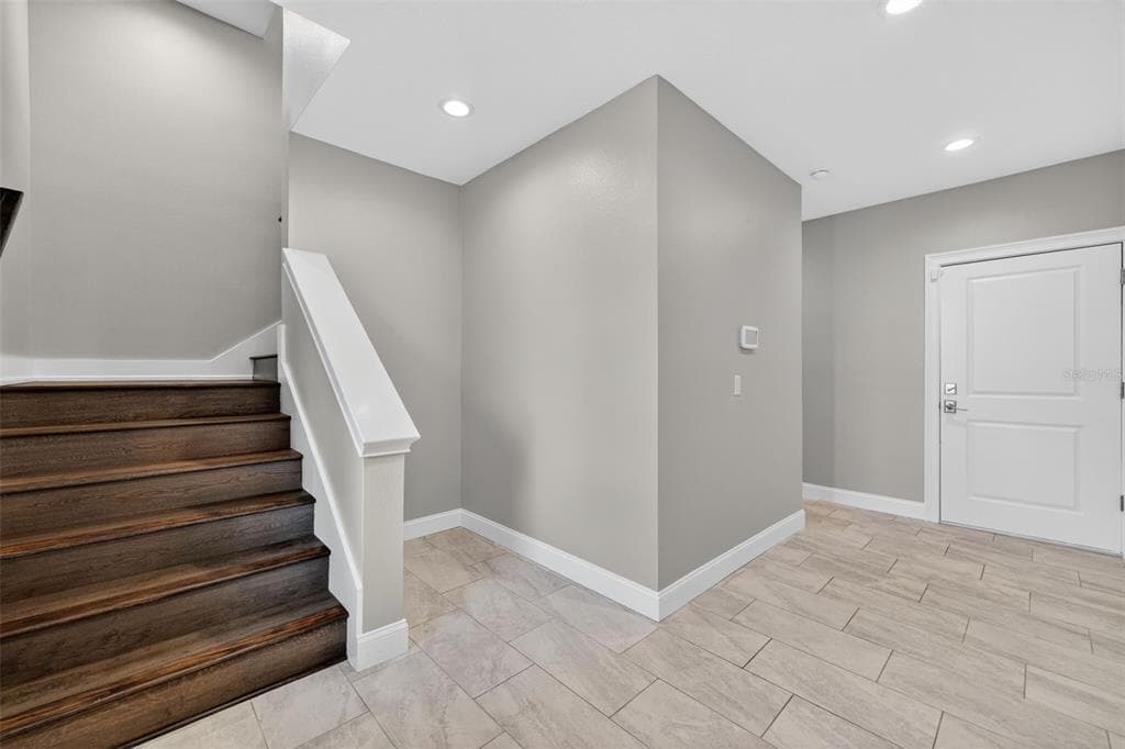 13 TREASURE LN photo 6