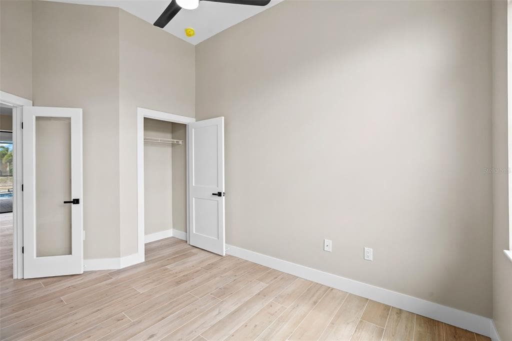 2523 DIXON TERRACE photo 15