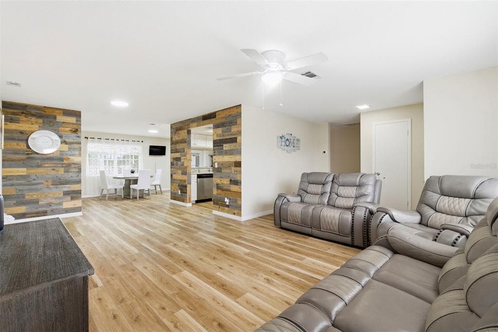 3022 JACKSON DRIVE photo 16