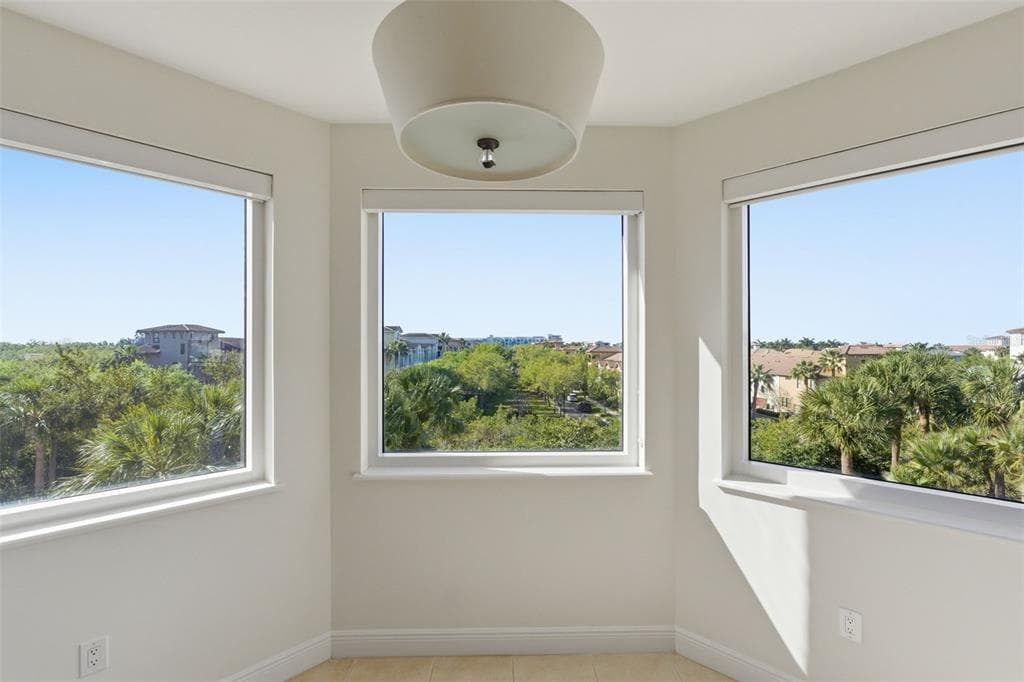 5823 BOWEN DANIEL DRIVE 401 photo 23