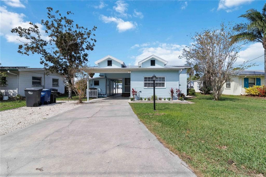 607 MANATEE AVENUE 1