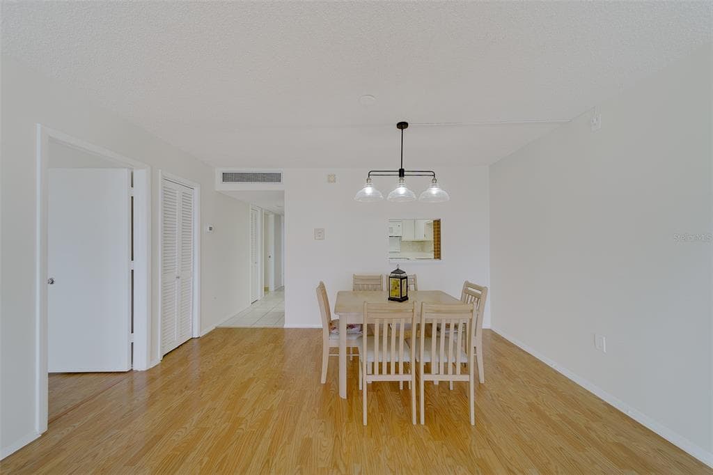 17920 GULF BOULEVARD 1408 photo 8
