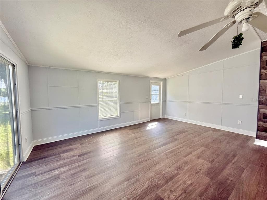 14618 GENEVA DRIVE photo 9