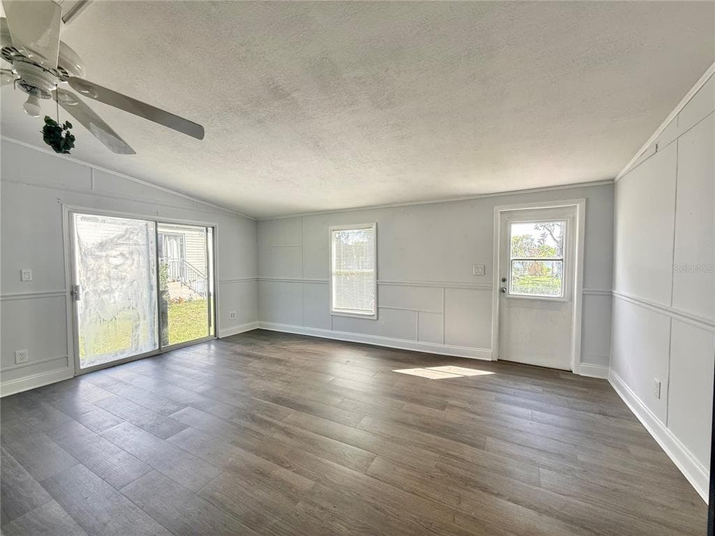 14618 GENEVA DRIVE photo 10