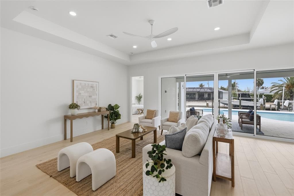 680 KEY ROYALE DRIVE photo 8