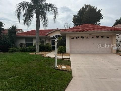8407 OAK JAY LANE photo 1