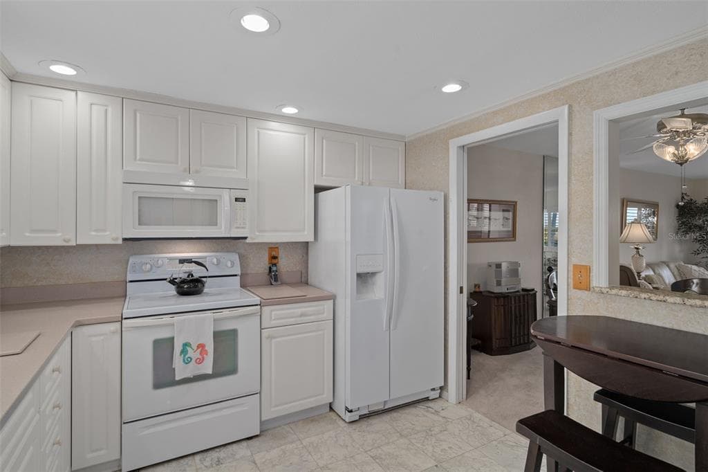 1230 GULF BOULEVARD 303 photo 19