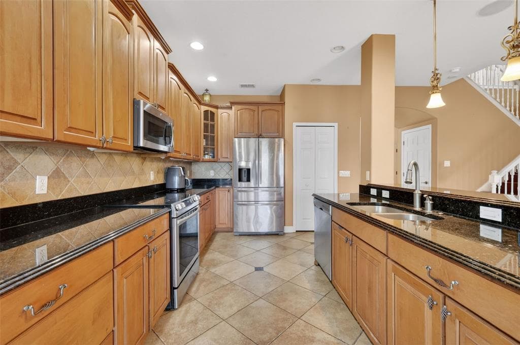 5413 WALSH POND COURT photo 10