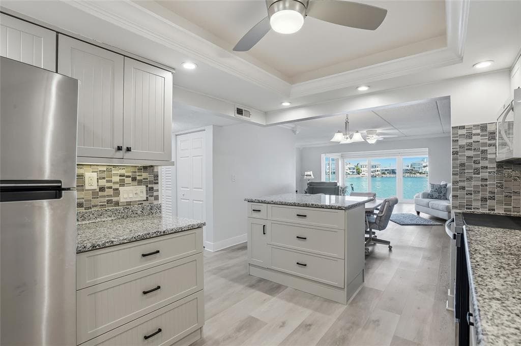 868 BAYWAY BOULEVARD 101 photo 12