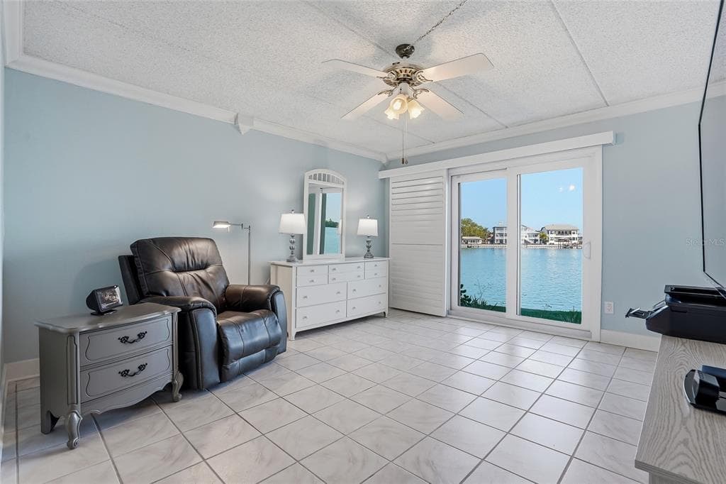 868 BAYWAY BOULEVARD 101 photo 22