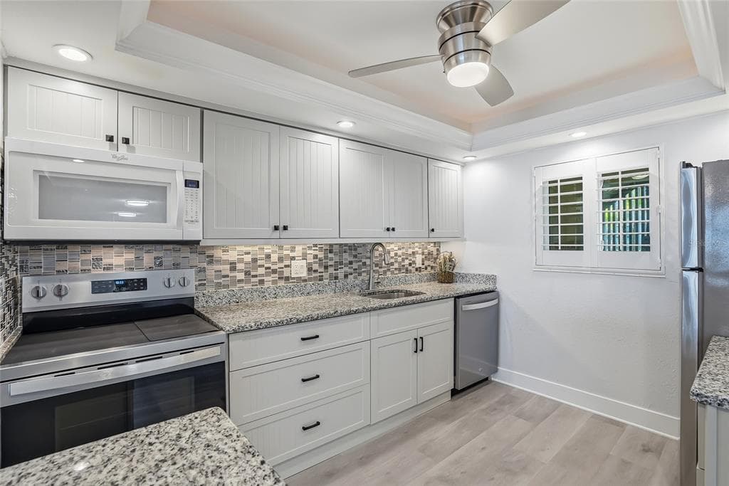 868 BAYWAY BOULEVARD 101 photo 7