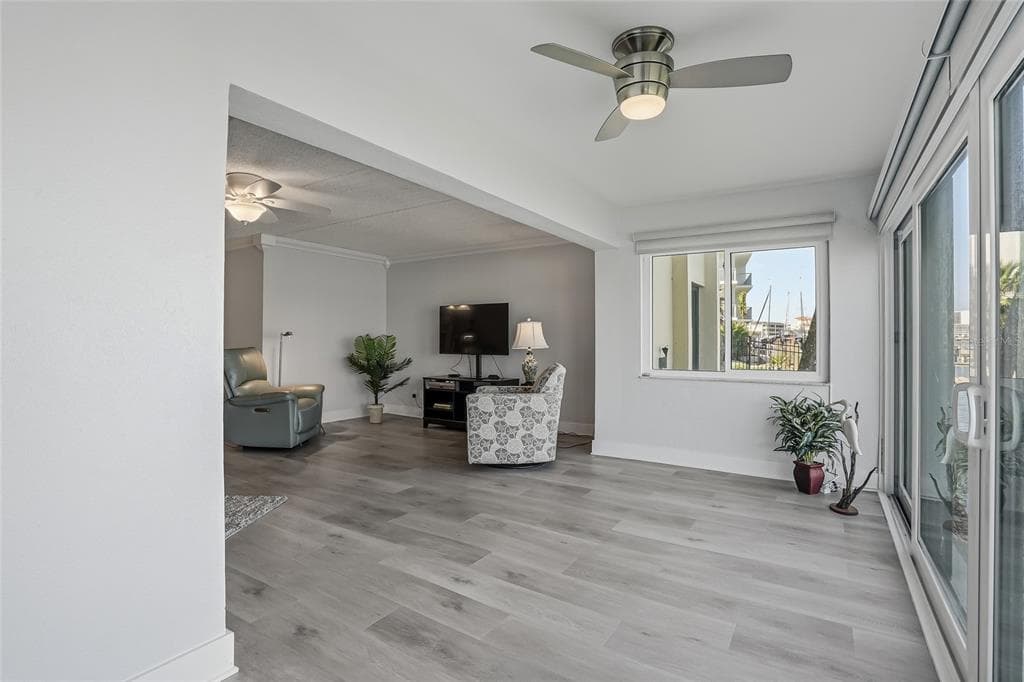 868 BAYWAY BOULEVARD 101 photo 19