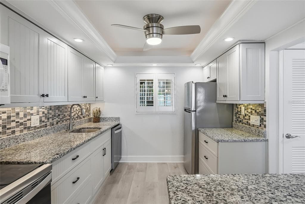 868 BAYWAY BOULEVARD 101 photo 8
