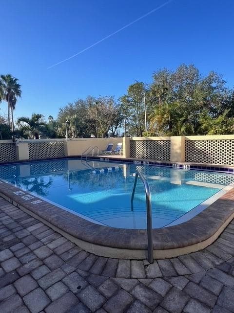 611 DESTINY DRIVE 115 photo 24