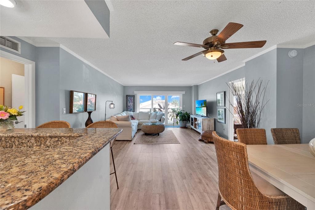 4900 BRITTANY DRIVE S 301 photo 11