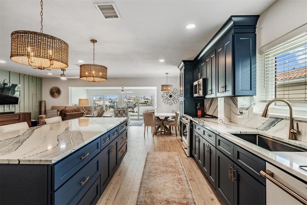 11425 5TH STREET E photo 10