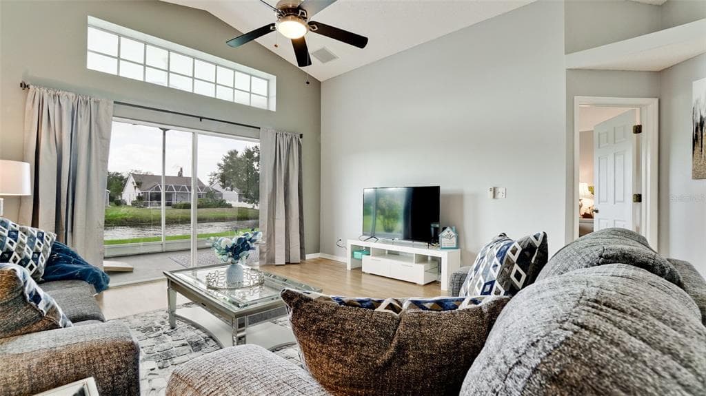 4584 RUNABOUT WAY photo 12