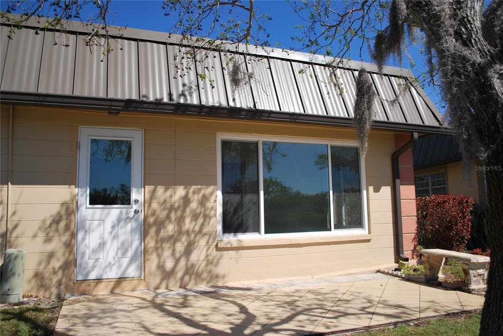 4136 STRATFORD DRIVE 5