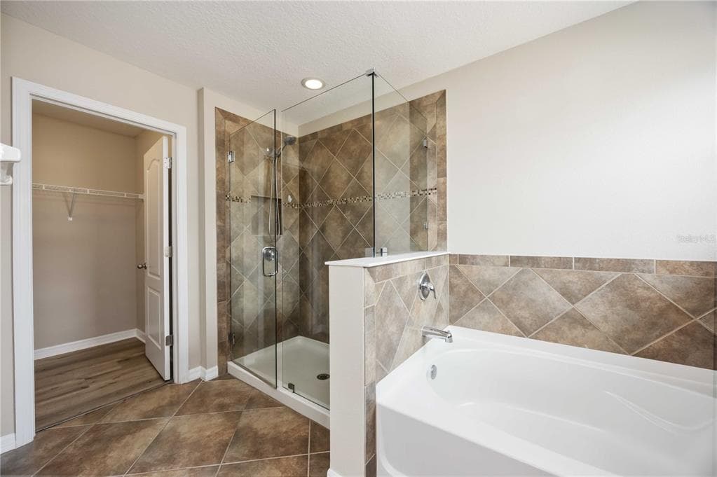 3937 KING BRIDGE PLACE photo 23