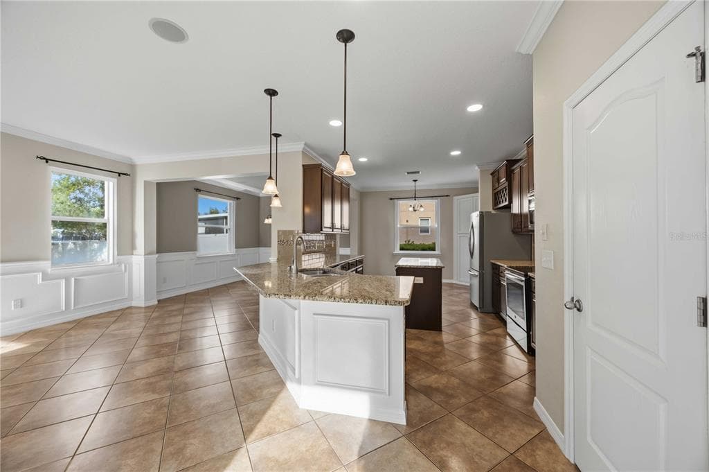 3937 KING BRIDGE PLACE photo 17