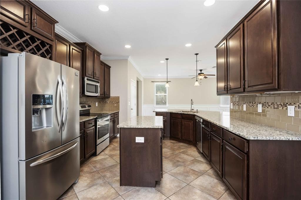 3937 KING BRIDGE PLACE photo 3