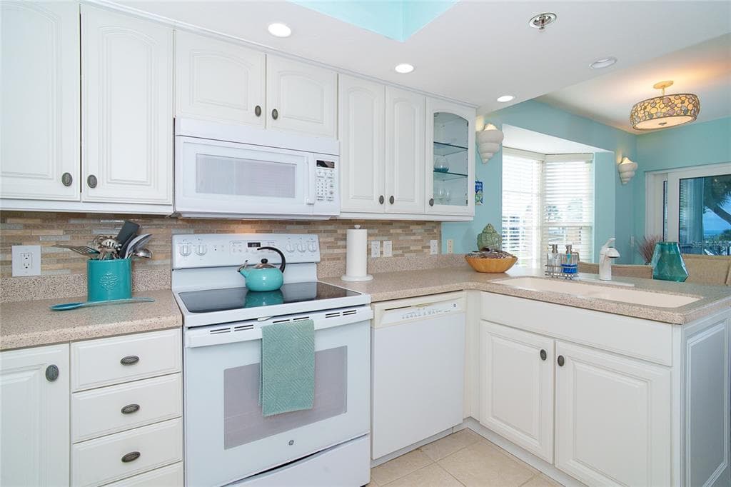 7446 PALM ISLAND DRIVE 3511 photo 13