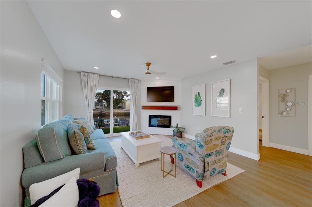 6403 LONNIE LEE LANE 5
