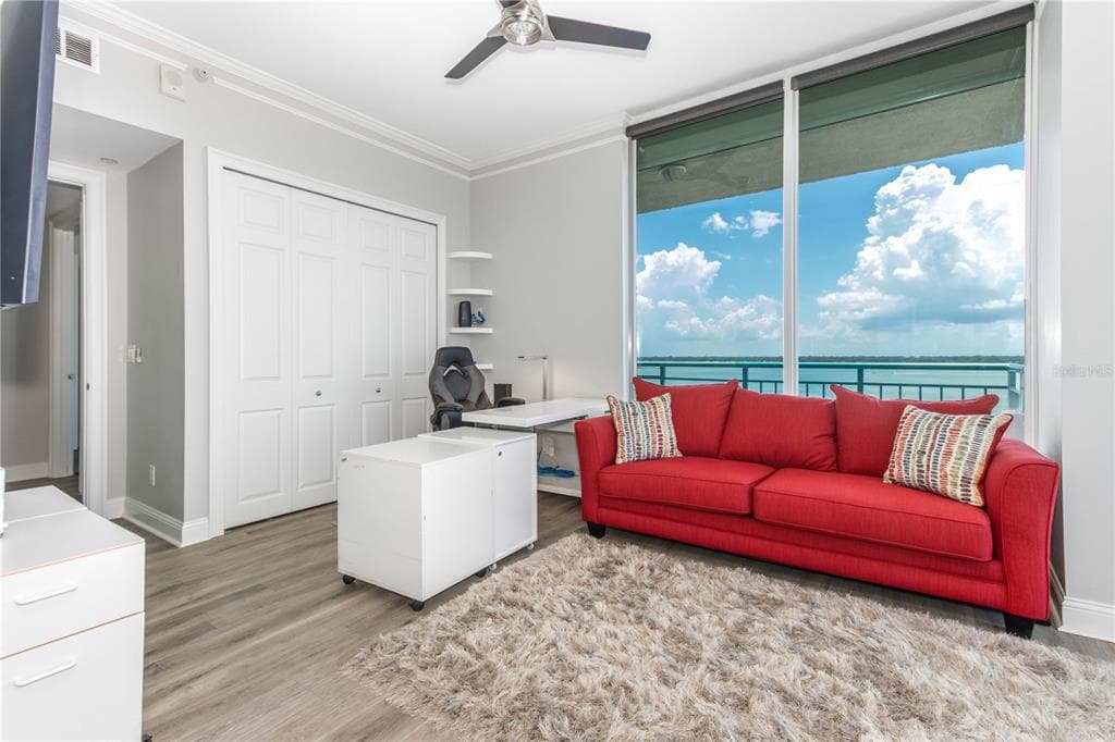 1560 GULF BOULEVARD 1607 photo 20
