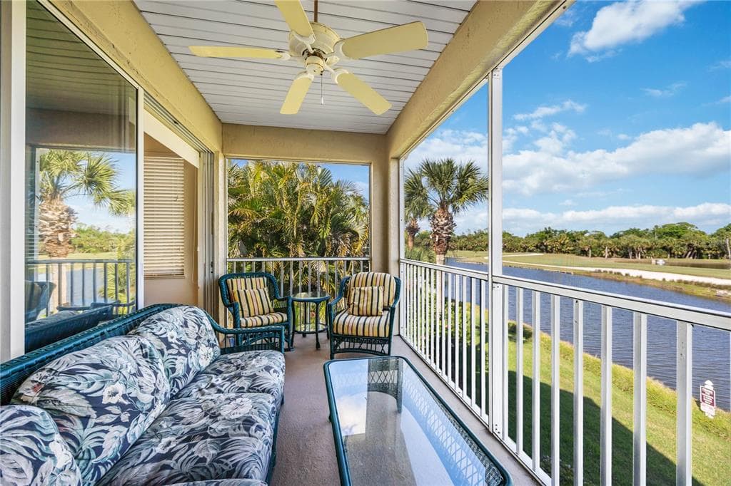 115 WOODBRIDGE DRIVE 201 photo 13