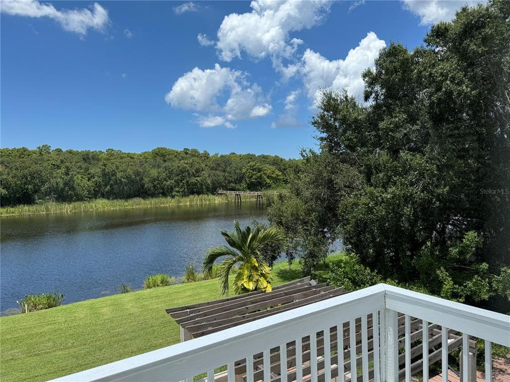 1806 LAGO VISTA BOULEVARD photo 20