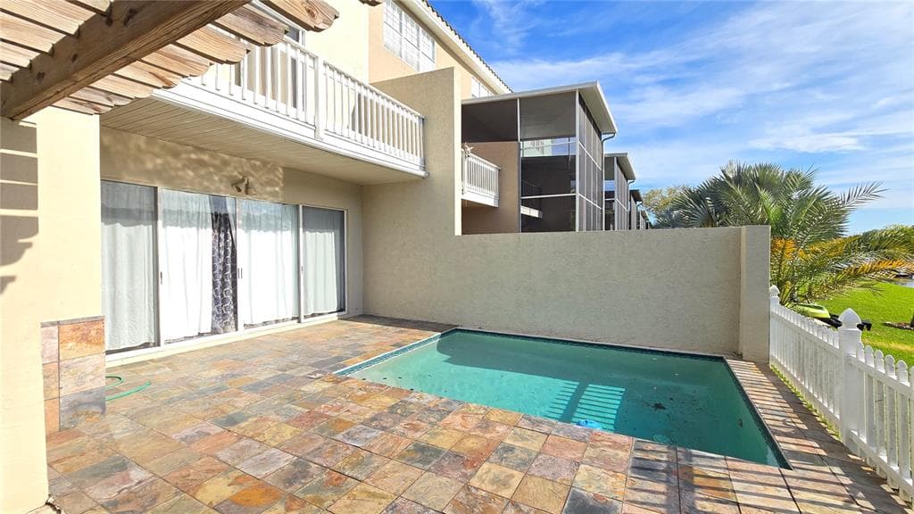 1806 LAGO VISTA BOULEVARD photo 21