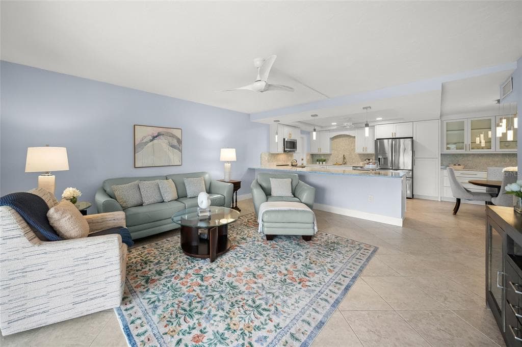101 WHISPERING SANDS DRIVE 105 photo 24