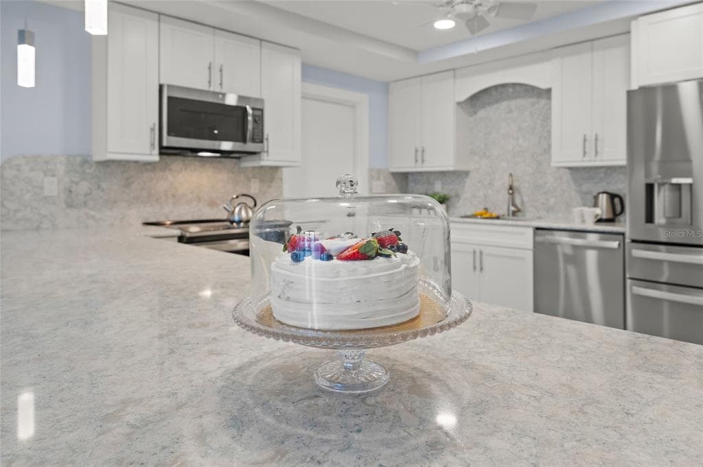101 WHISPERING SANDS DRIVE 105 photo 4