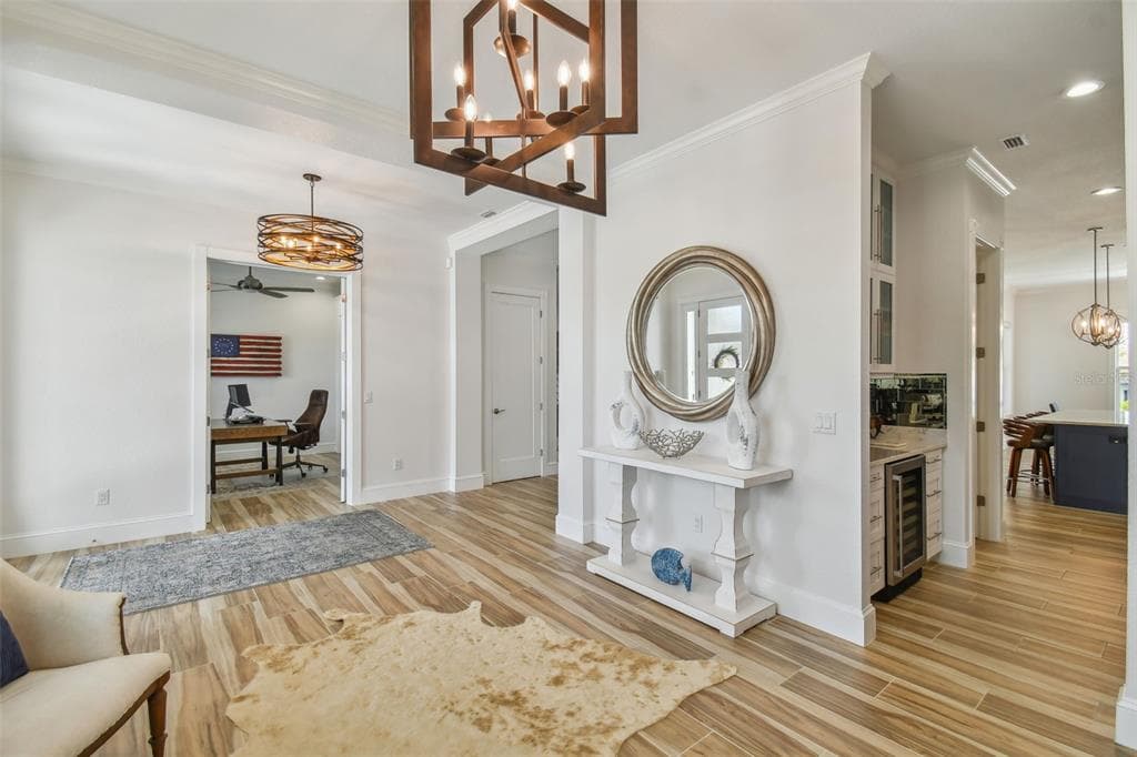 4835 W BAY VILLA AVENUE photo 8