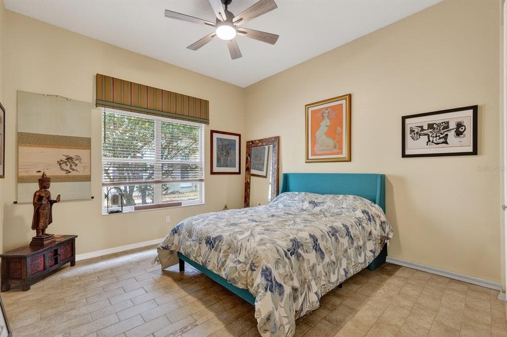 11 LAGUNA COURT photo 24
