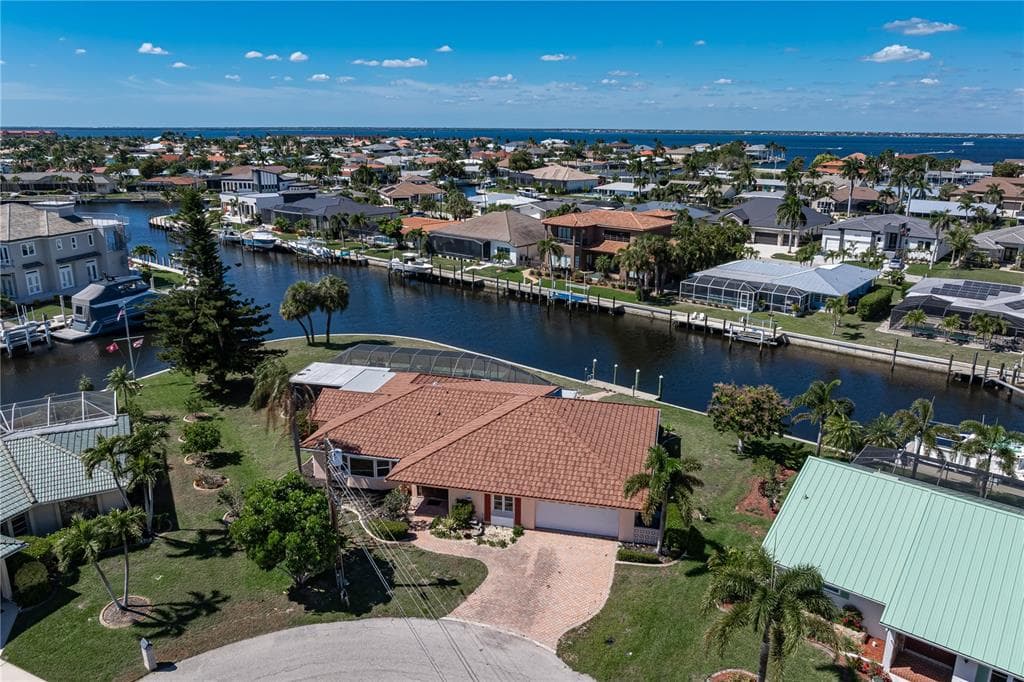 2194 BAYOU ROAD 1