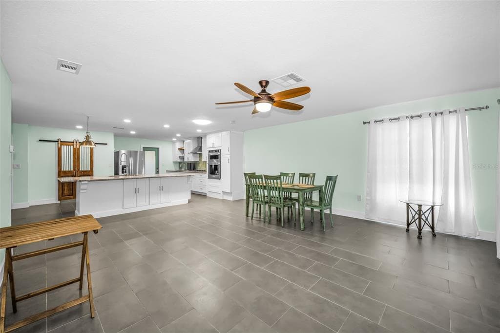 3931 HEADSAIL DRIVE photo 23