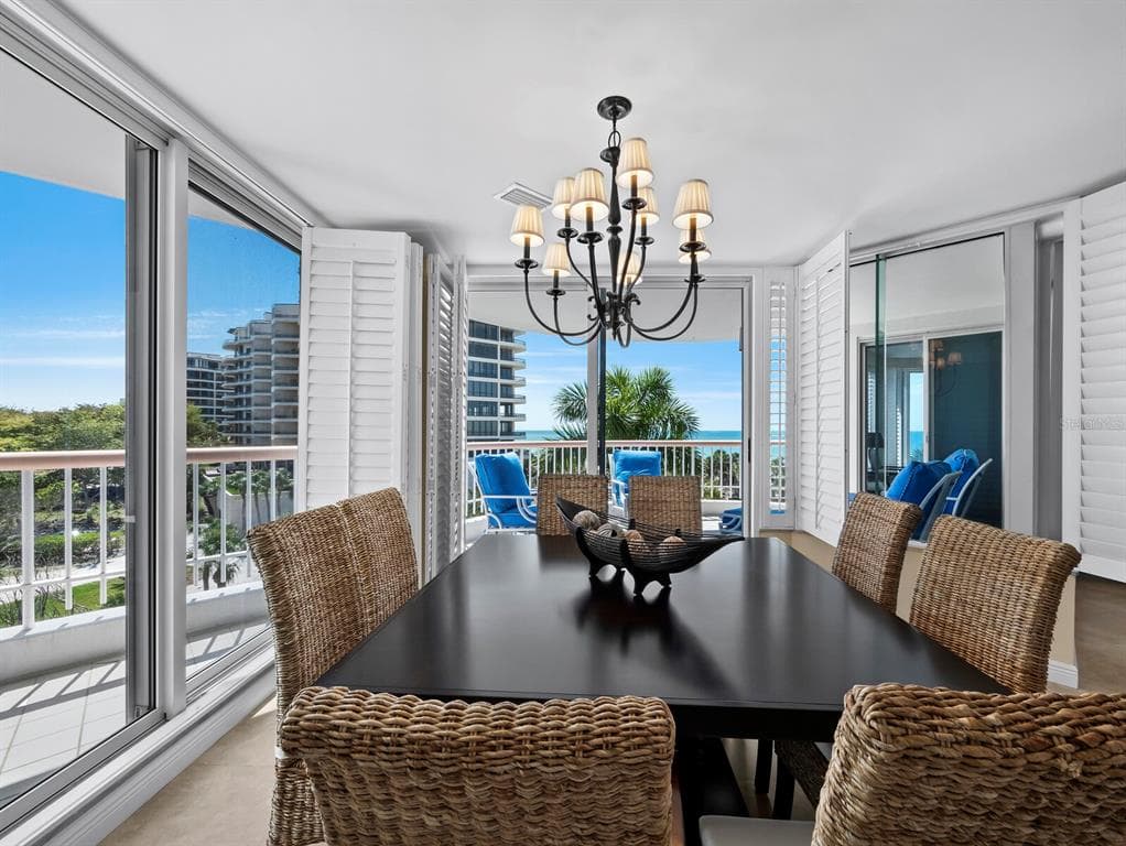 455 LONGBOAT CLUB ROAD 402 photo 6
