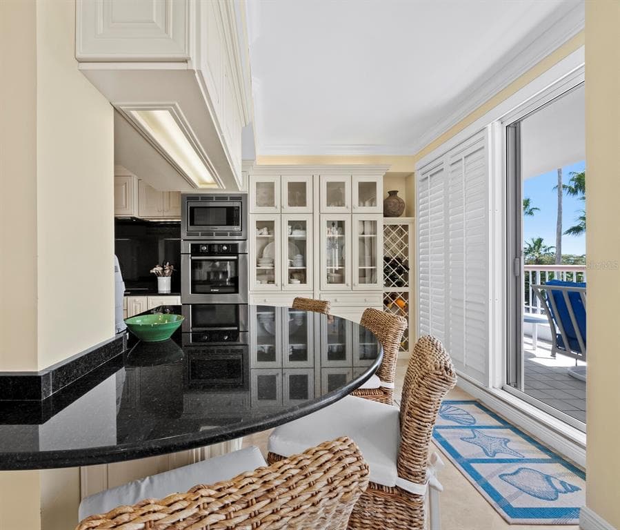455 LONGBOAT CLUB ROAD 402 photo 13