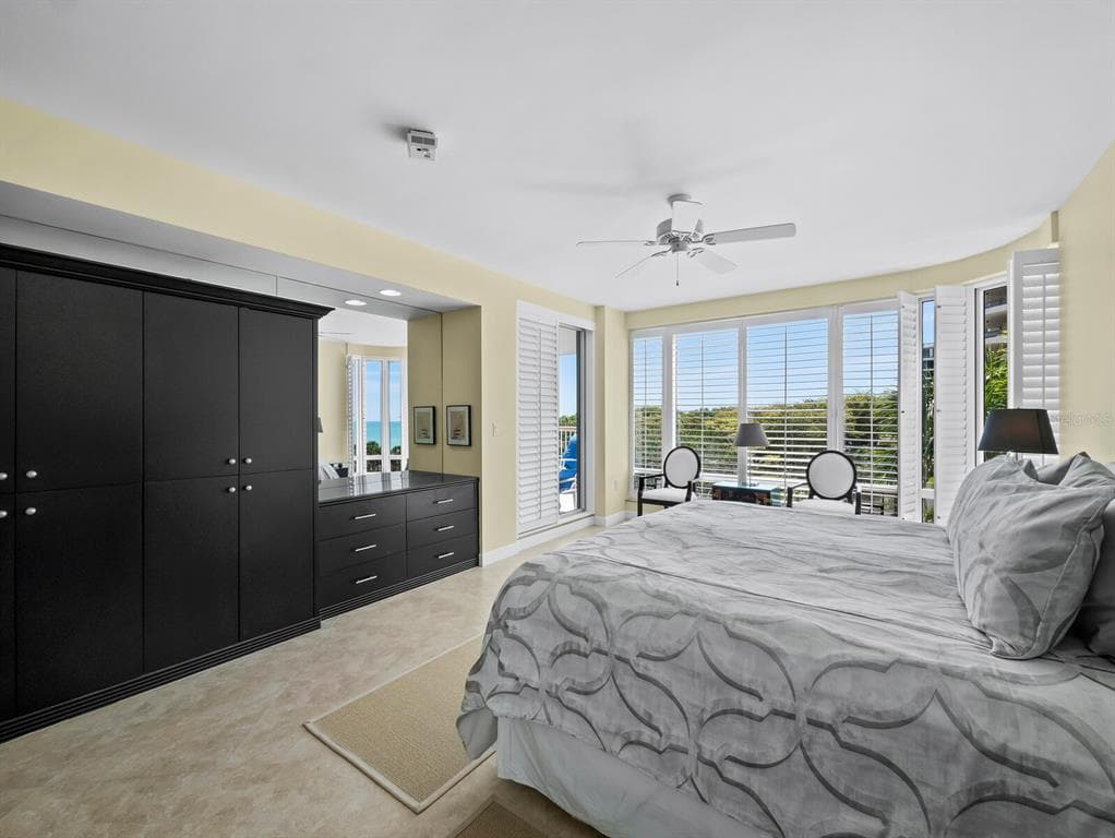 455 LONGBOAT CLUB ROAD 402 photo 15
