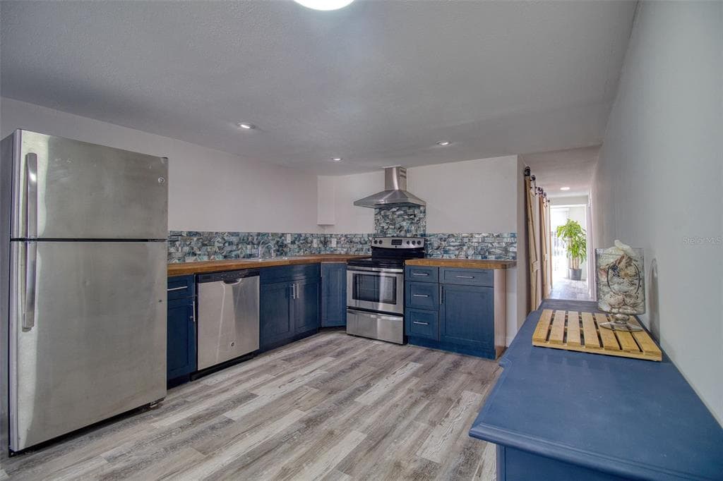 6820 SEA RANCH DRIVE photo 7