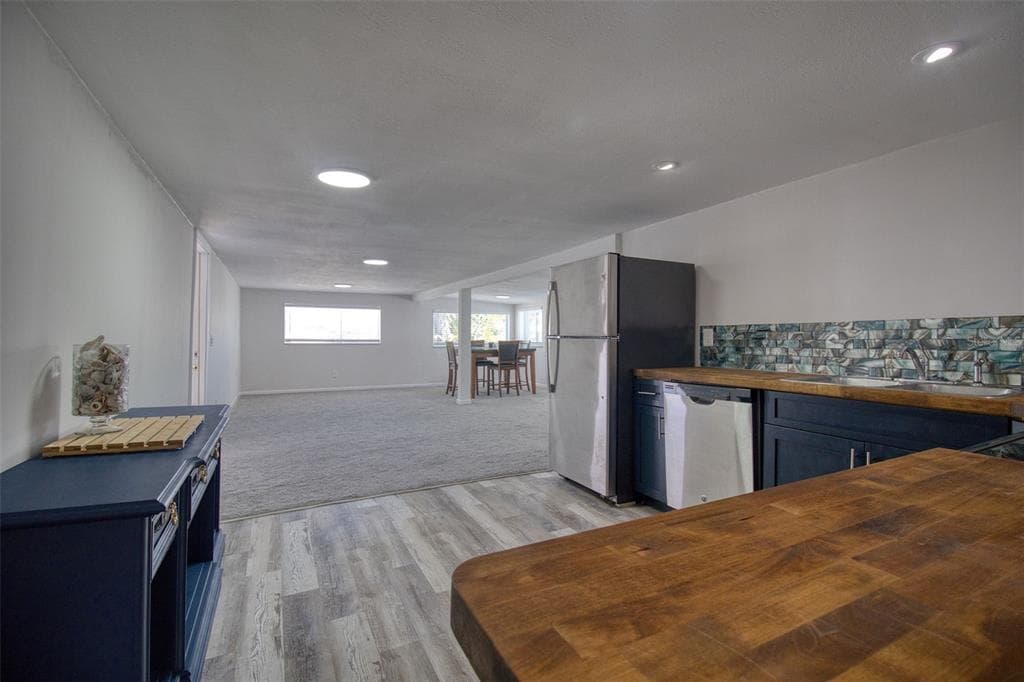 6820 SEA RANCH DRIVE photo 8
